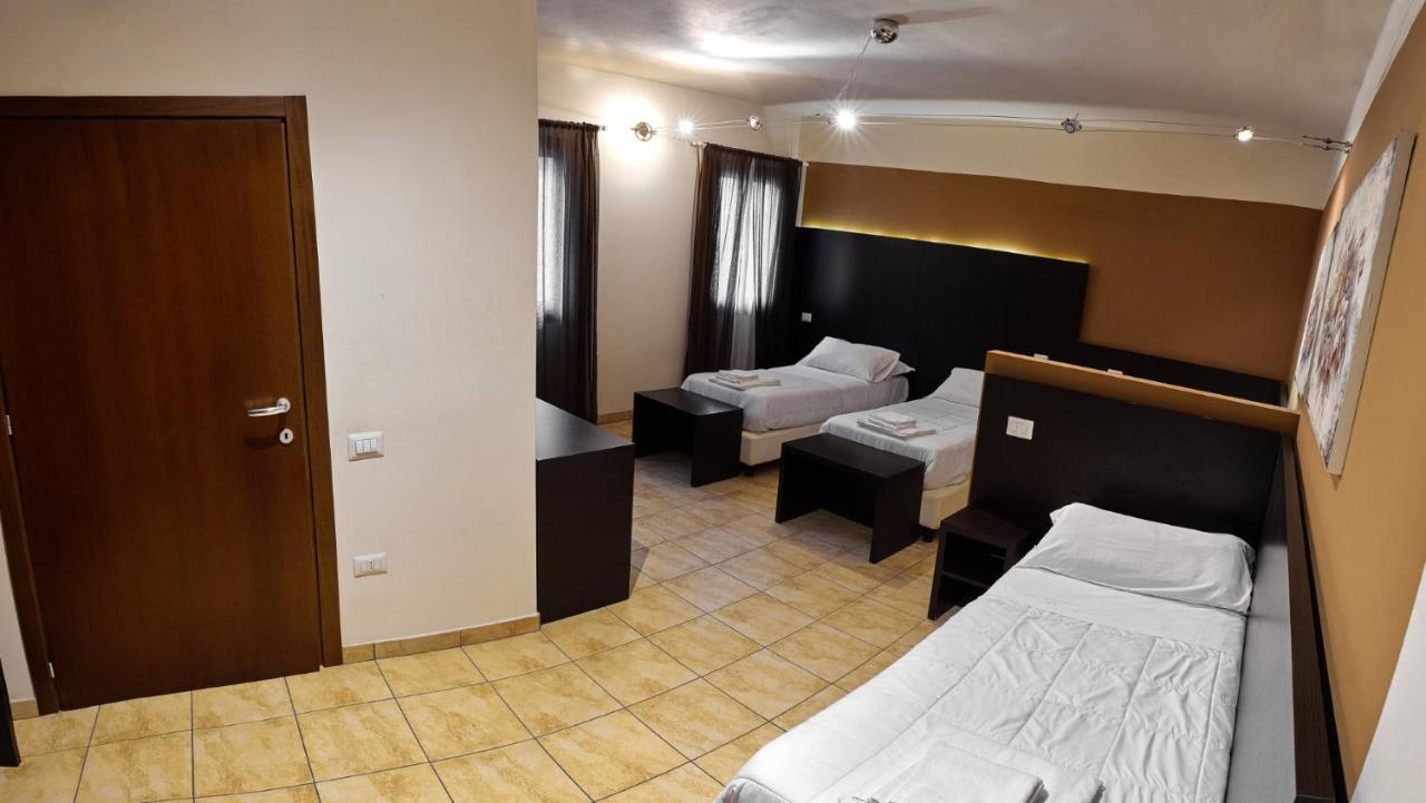 Al Cason Hotell Solesino Eksteriør bilde